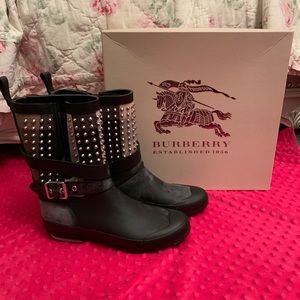 Women’s Burberry rain boots